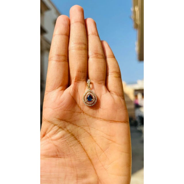18k Yellow Gold Sapphire Pear Drop Pendant With Double Halo Diamond Setting For Sale - Image 4 of 11