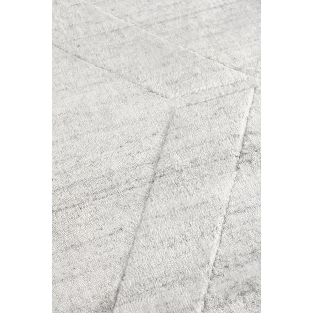 Contemporary Exquisite Rugs Chesterfield Hand Loom Bamboo Silk Ivory - 9'x12' For Sale - Image 3 of 9