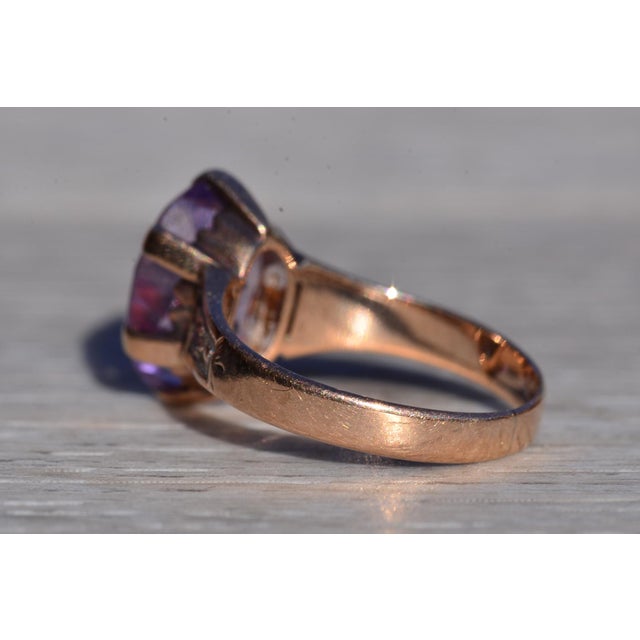 Late 19th Century The Bickville: Ladies Victorian 14K Rose Gold Cocktail Ring set with Amethyst For Sale - Image 5 of 10