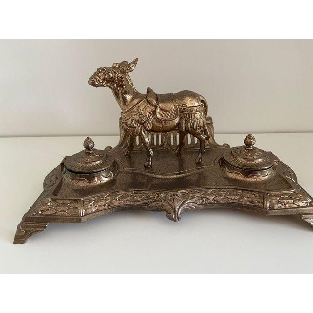 Atypical Writing Desk Set with Double Inkwells in Patinated Gilt Metal, 1890s-1910s For Sale - Image 16 of 16