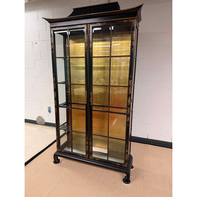 Ultra Rare 1960’s Pagoda Top Chinoiserie Cases by Union National, A Pair For Sale - Image 11 of 12