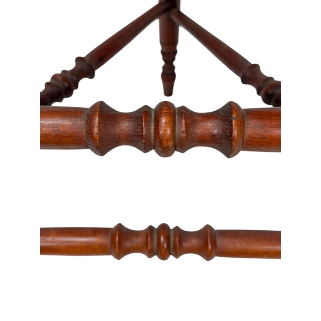 Antique French Provincial Triangular Corner Chair in Beech Frame, 1900s For Sale - Image 9 of 11