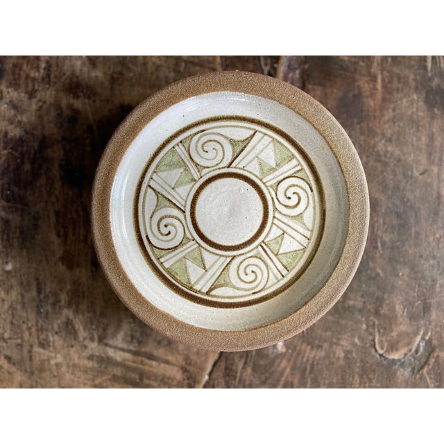 Ceramic 1960s Danish Style Pottery Plates - A Set of 4 For Sale - Image 7 of 11