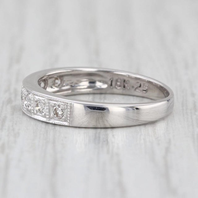 Gemstone Information: - Natural Diamonds - Total Carats - 0.25ctw Cut - Round Brilliant Color - G - H Clarity - SI1 - SI2...