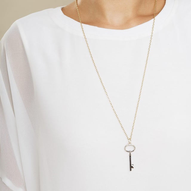 Created in 18kyg & oxidized silver Diamonds 0.12 ct approx Limited edition Crafted from 18K yellow gold and oxidized...