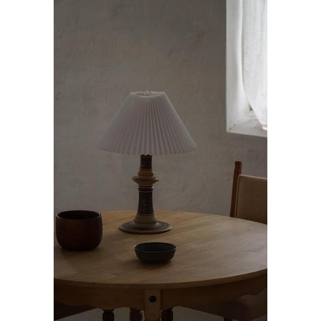 Mid-Century Scandinavian Ceramic Table Lamp attributed to Tue Poulsen, Denmark, 1970s For Sale - Image 17 of 18