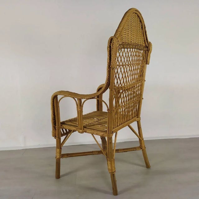 Vintage Rattan Chair, in Very Good conditions. Designed 1950 to 1959