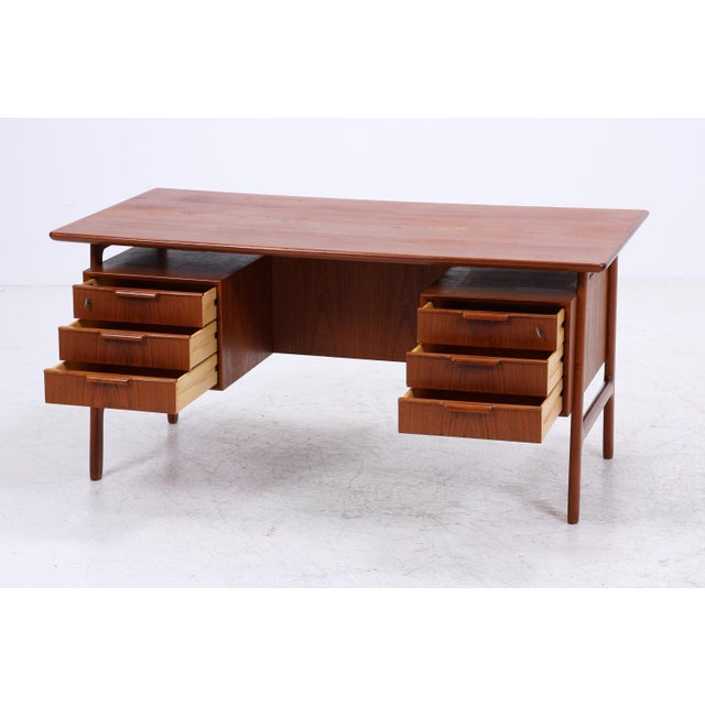Mid-Century Danish Model 75 Desk in Teak by Gunni Omann for Omann Jun, 1960s For Sale - Image 6 of 18