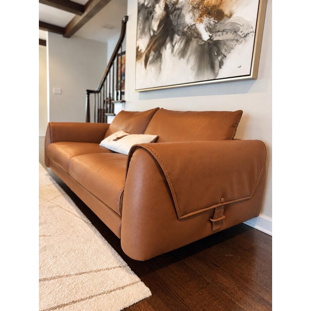 This 96 inch Karl sofa by Gamma Arredamenti is a luxurious seating solution that makes a beautiful statement piece in a...