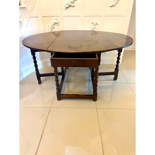 Wood Antique Oak Gateleg 6-Seater Dining Table with Bobbin Turned Legs, 1680 For Sale - Image 7 of 14