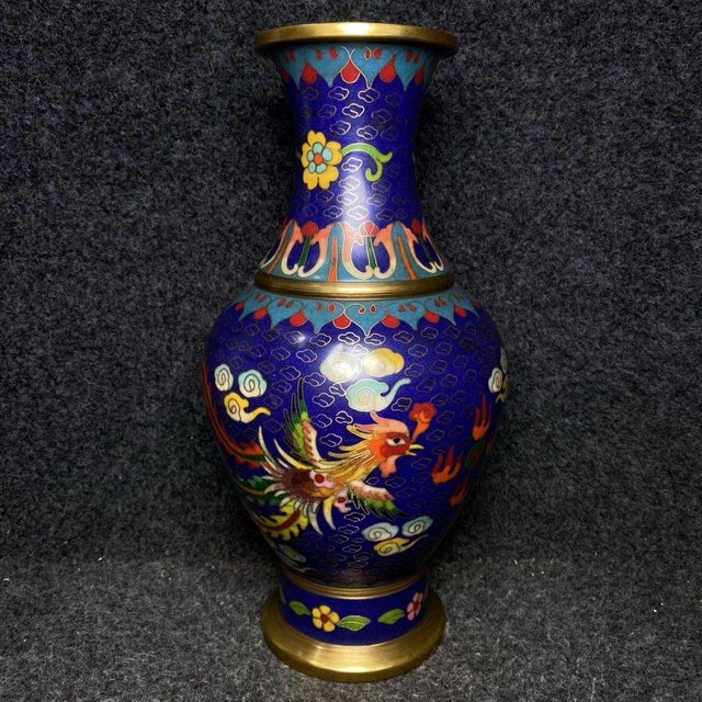 Traditional Late 19th Century Cloisonné Enamel Dragon and Phoenix Vase in Presentation Box For Sale - Image 3 of 9