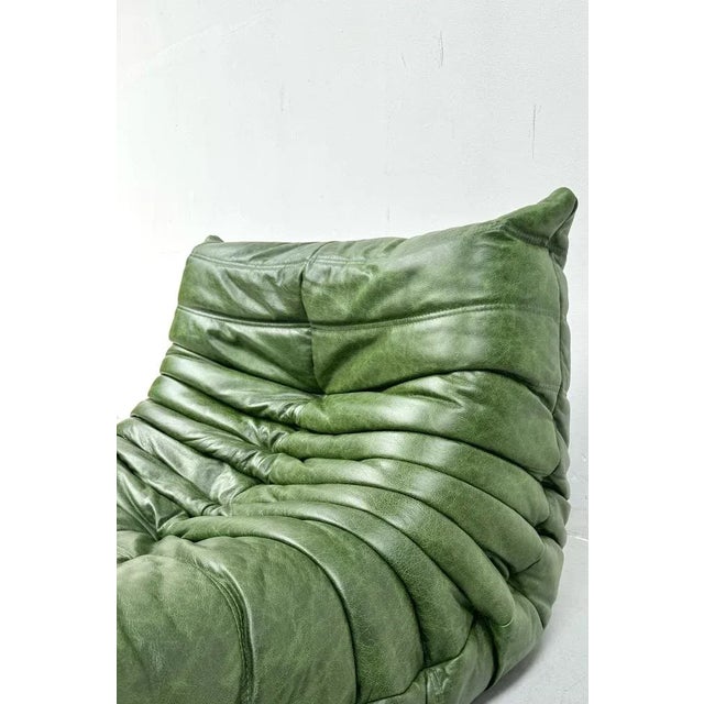 Animal Skin Togo Lounge Chair in Forest Green Leather by Michel Ducaroy for Ligne Roset For Sale - Image 7 of 13