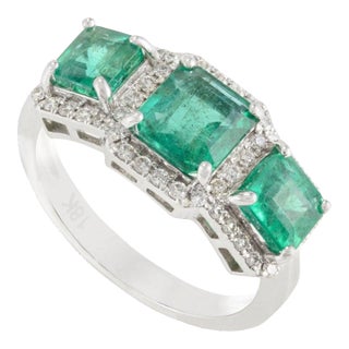 Three Stone Emerald Halo Diamond 18k Gold Designer Vintage Ring Size 7 For Sale