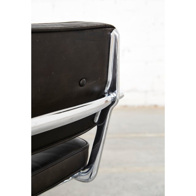 ES102 Intermediate Desk Chair by Ray & Charles Eames for Herman Miller, 1970s For Sale - Image 11 of 15