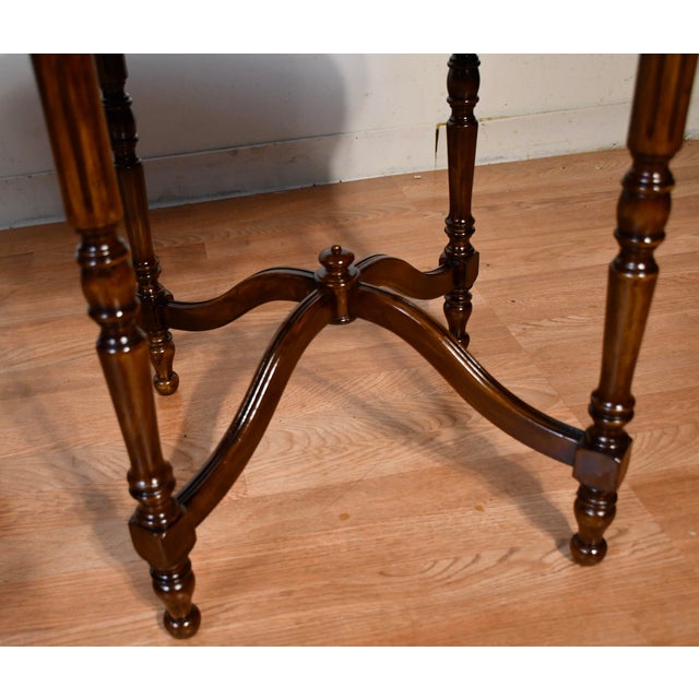 1930s Antique French Style Burl Mahogany Wood Side Tables Accent Round Tables For Sale - Image 6 of 16