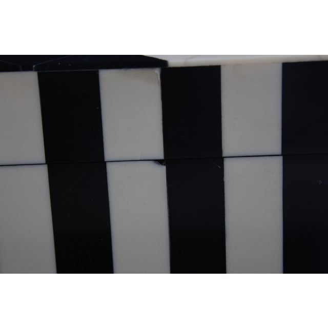 Ivory Black and White Geometric Patterned Faux-Bone Inlaid Wood Box For Sale - Image 8 of 8