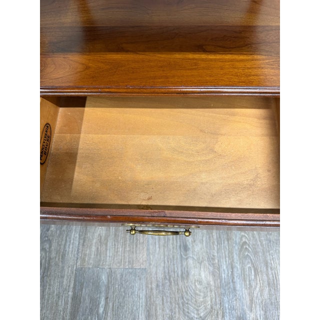 Vintage Pennsylvania House Colonial Style Hard Rock Maple Nightstands - Pair For Sale - Image 16 of 17