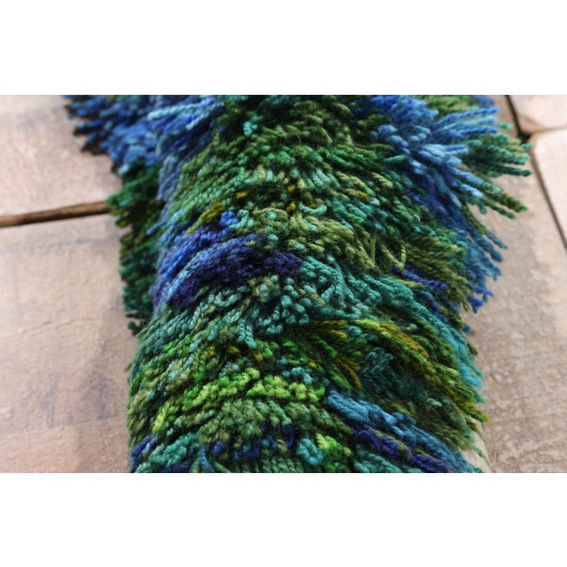 Vintage Swedish Rya Rug, 01'07 X 01'09 For Sale In Dallas - Image 6 of 10