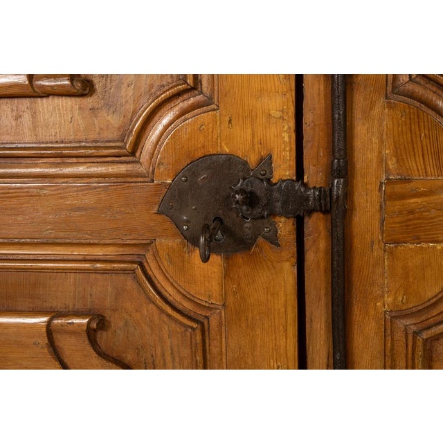 Large Italian Pine Armoire, 18th Century For Sale - Image 9 of 11