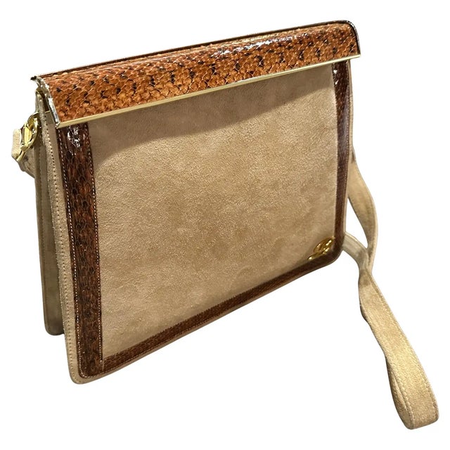 An Elegant 1980s Beige Suede and Brown Leather Italian Shoulder Bag For Sale - Image 12 of 15