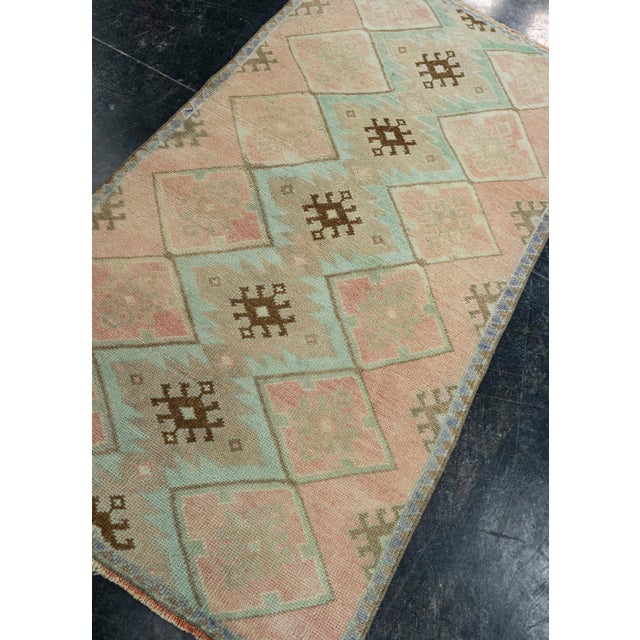 Textile Turkish Vintage Rug 2'9" x 5'5" #19830 For Sale - Image 7 of 8