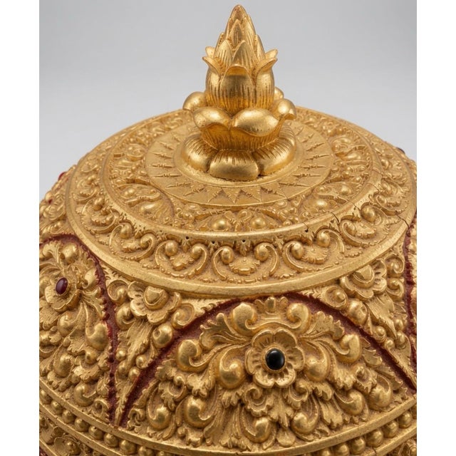 Early 1900s Hsun Ok Burmese Offering Vessel - Gold Gilt & Lacquer- Large 33” Tall For Sale - Image 4 of 5