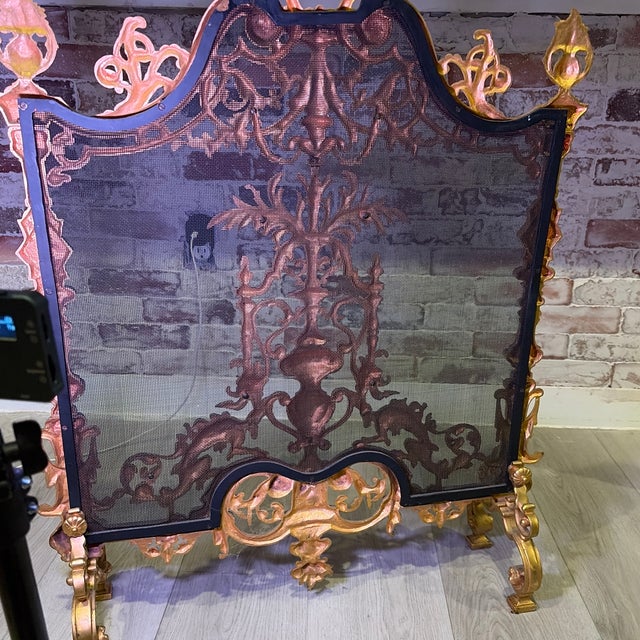 Metal Antique French Louis XVI Heavy Ormolu Spark Guard, Featuring an Ornate Gilt Frame With Classical Motifs and Blackened Mesh. . For Sale - Image 7 of 8