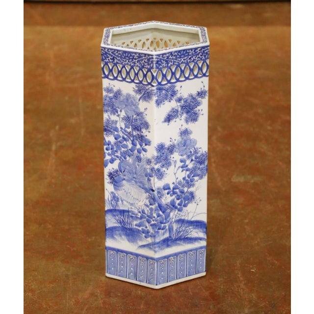 Chinese Mid-Century Chinese Export Blue and White Porcelain Umbrella Stand For Sale - Image 3 of 12