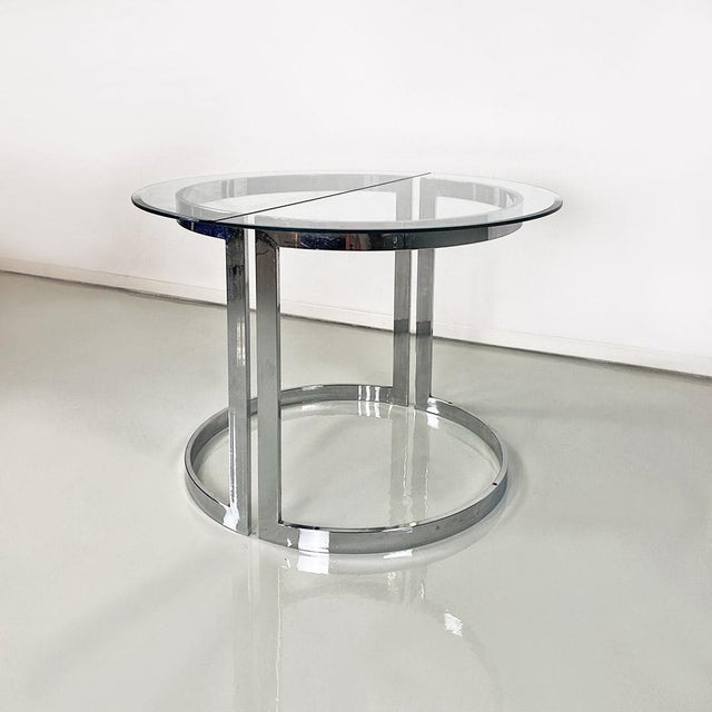 French Semicircular Consoles in Chromed Steel and Bellied Glass, 1970s, Set of 2 For Sale - Image 4 of 16