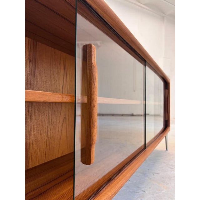 Dyrlund Display Sideboard in Teak with Chrome Feet from Dyrlund For Sale - Image 4 of 11