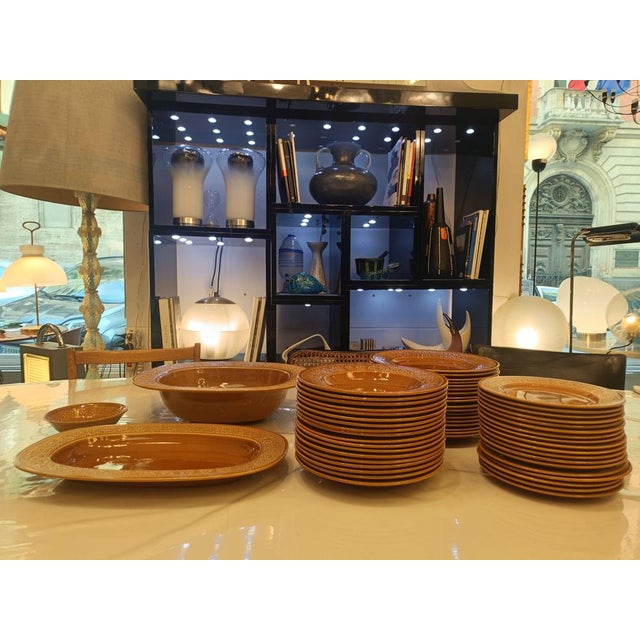 Terracotta Colored Ceramic Margherita Dinner Service by Antonia Campi for Richard Ginori, Italy, 1960s, Set of 57 For Sale - Image 4 of 17