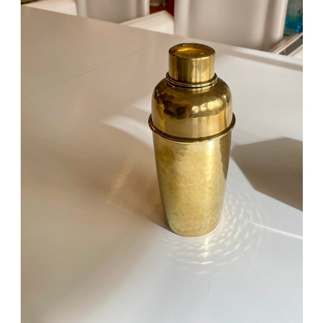 MCM Brass Cocktail Shaker in Hammered Finish, 1950s For Sale - Image 4 of 13
