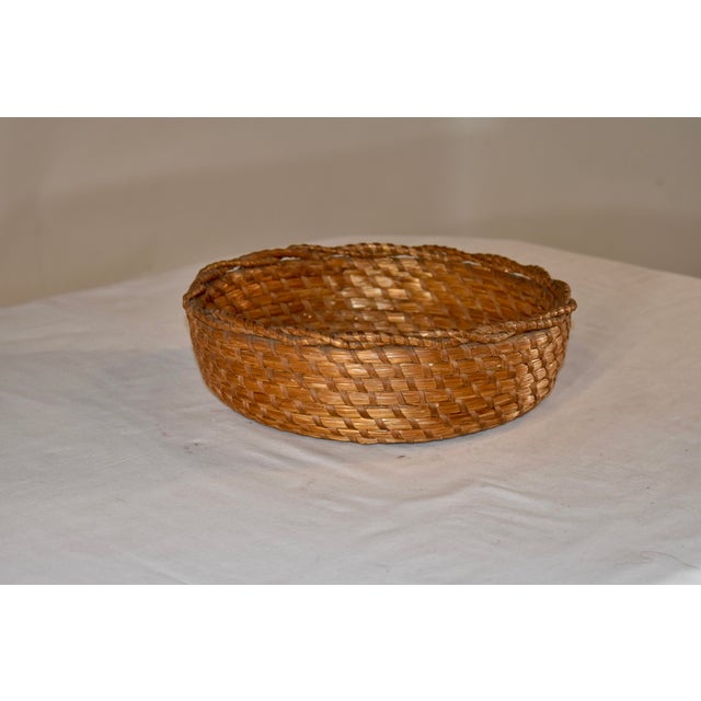 Lovely American seagrass basket, probably from South Carolina or nearby region. Great patina.