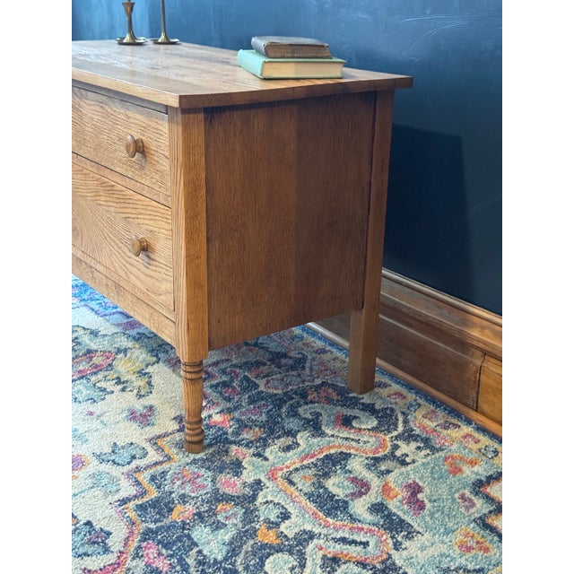 Late 19th Century 19th-Century American Golden Oak Commode Dresser With Tilting Mirror For Sale - Image 5 of 9