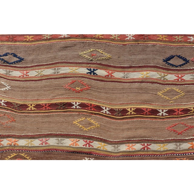 Geometric Stripe Design Turkish Vintage Kilim Rug in Warm Earth Tones For Sale In Atlanta - Image 6 of 12