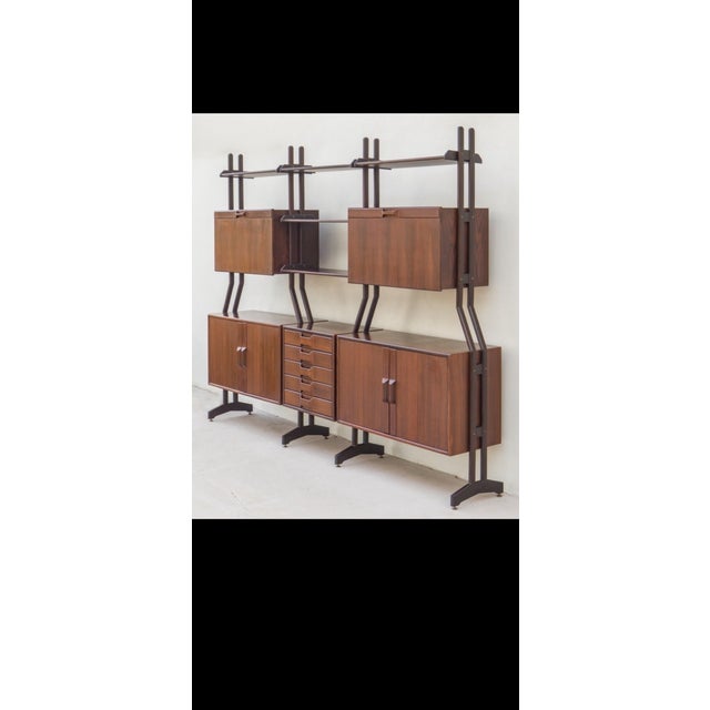 Vintage Italian Bookcase in Brass and Pagwood, 1960s, in Very Good conditions. Designed 1960 to 1969