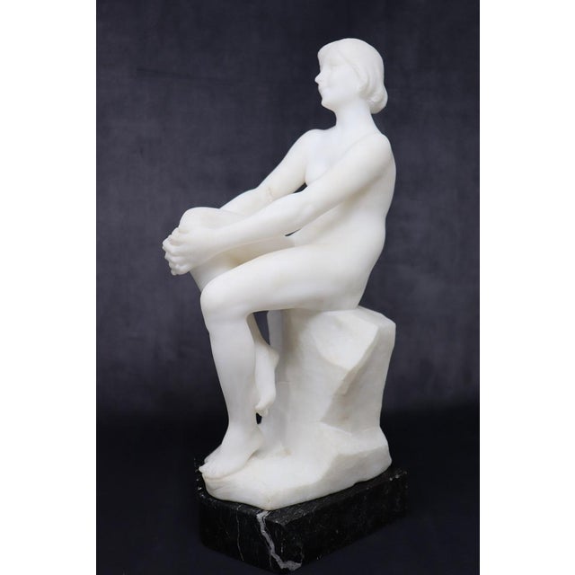 Art Deco Sculpture in White Carrara Marble, 1920s For Sale - Image 12 of 18