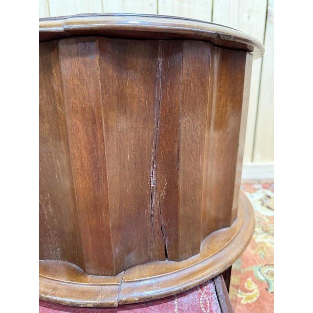 English Library Stepladder in Red Leather For Sale - Image 4 of 8