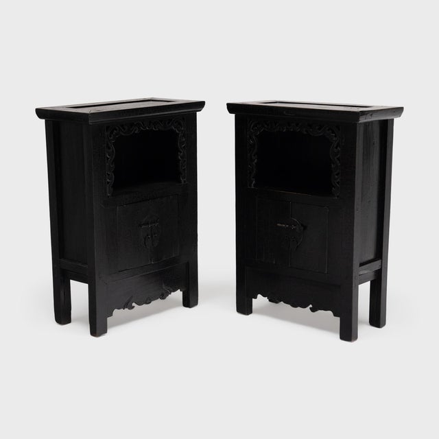 Late 19th Century Chinese Petite Crackled Offering Cabinet, C. 1860 For Sale - Image 5 of 5