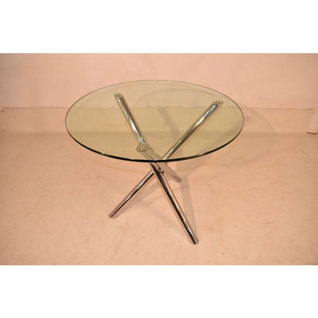 Mid-Century Modern Chrome Tripod Base Table With Glass Top For Sale - Image 4 of 7