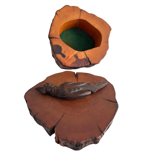 1970s Spancraft Handmade Wooden Live-Edge Trinket Box With Carved Bird For Sale In Miami - Image 6 of 10