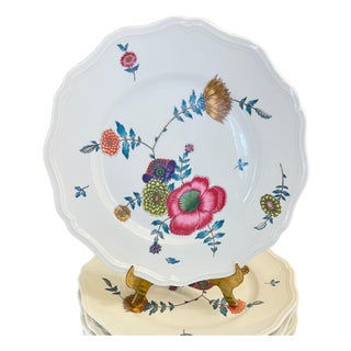 1980s 8 Ceralene “Anemones” Limoges 11” charger or dinner plates // A Raynaud et Cie // French porcelain // Made in France // modern floral For Sale