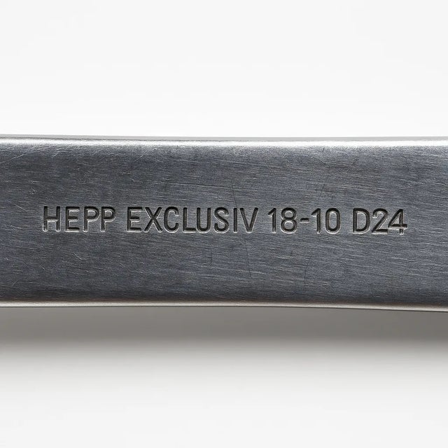 Contemporary 1990s Serving Set of 5 Hepp Exclusiv 18-10 Stainless Serving Sporks – D24 Pattern, Reportedly From the Beverly Hills Hotel For Sale - Image 3 of 3