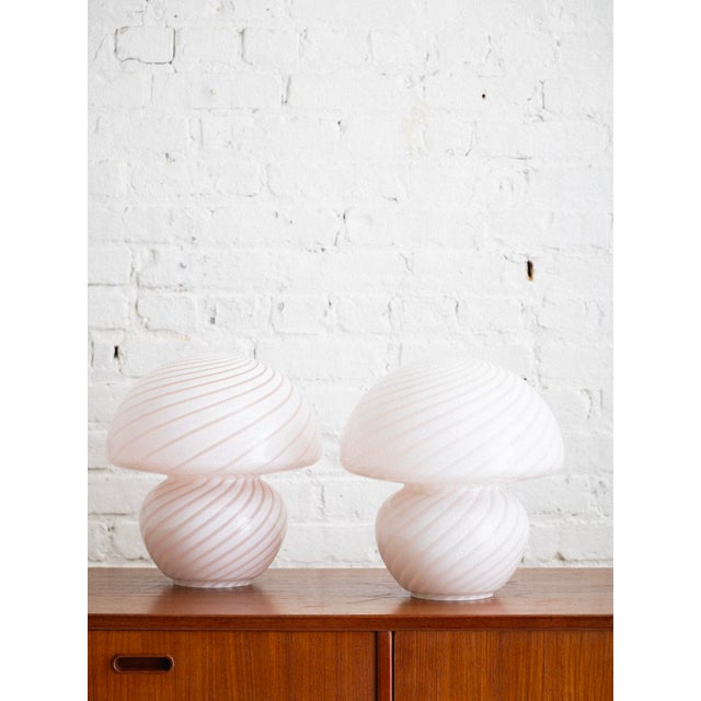 1970s Vetri Murano Mushroom Lamp For Sale - Image 5 of 9