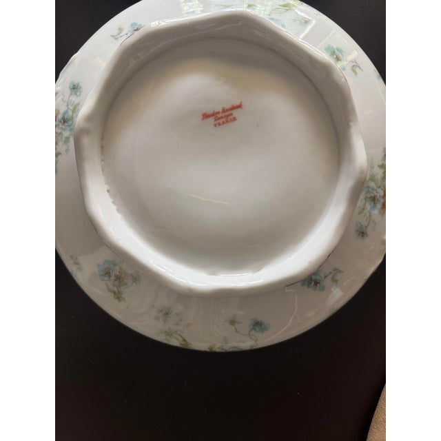 Ceramic Antique Theodore Haviland Limoges Lidded Tureen – Blue Forget-Me-Nots & Gold – French Porcelain (1893–1905) For Sale - Image 7 of 9