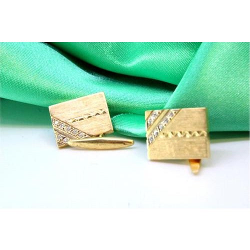 Rectangular Cufflinks in Yellow Gold with Brilliant-Cut Diamonds, Set of 2 For Sale - Image 6 of 7