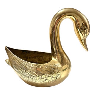 Vintage Brass Swan Cachepot – Hollywood Regency Bar Cart & Bookshelf Decor Accent For Sale