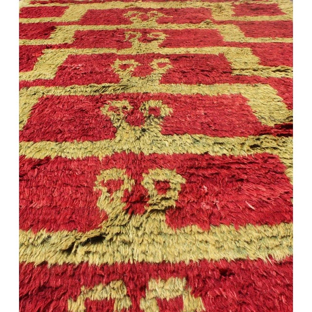 Textile Vintage Mid-Century Tulu Vintage Rug With Tribal Pattern in Red and Green Gold For Sale - Image 7 of 13