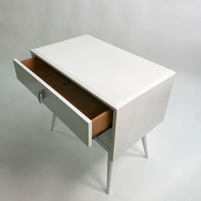 1970s Vintage French 2-Drawer End Table Nightstand by Gautier For Sale - Image 5 of 7