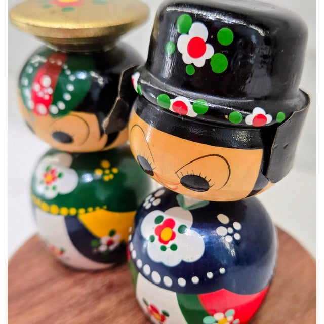 Japanese Vintage Japanese Kokeshi-Inspired Wooden Couple Dolls on Base For Sale - Image 3 of 10